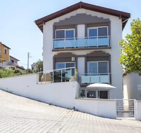 Apartment Bougainvilla Ground Floor Cesme