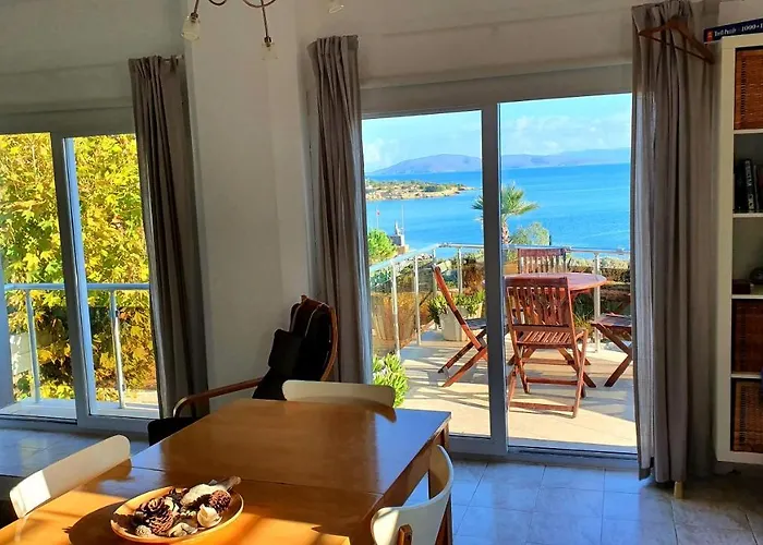 Bougainvilla Ground Floor Lägenhet